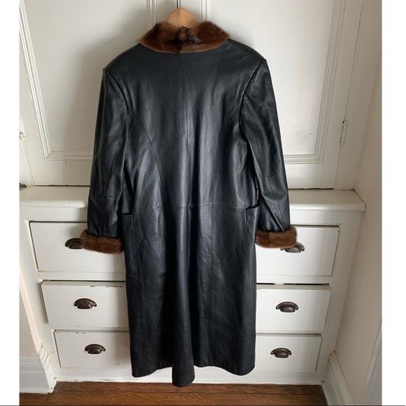 Leather Coat with Fur trim - Picture 2 of 4